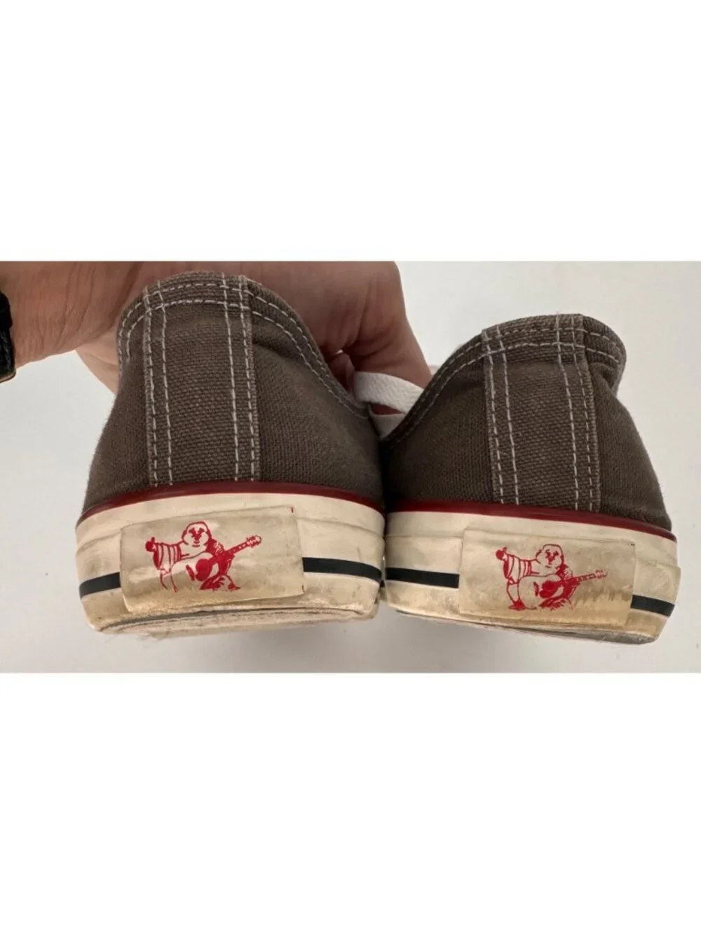 True Religion Vintage Brown Canvas Low-Top Sneakers With White Laces Size 9 Mens